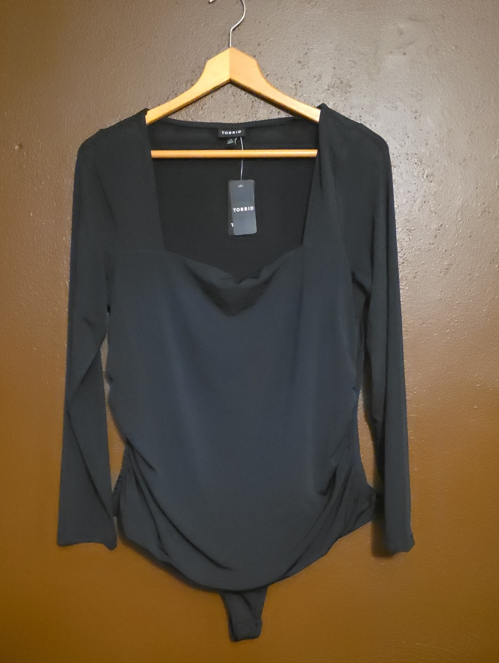 torrid Black Long-Sleeve Square Neck Bodysuit with Scoop Detail Size L